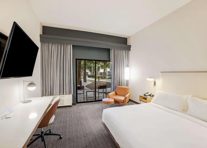 Sonesta Select Phoenix Chandler Hotel
